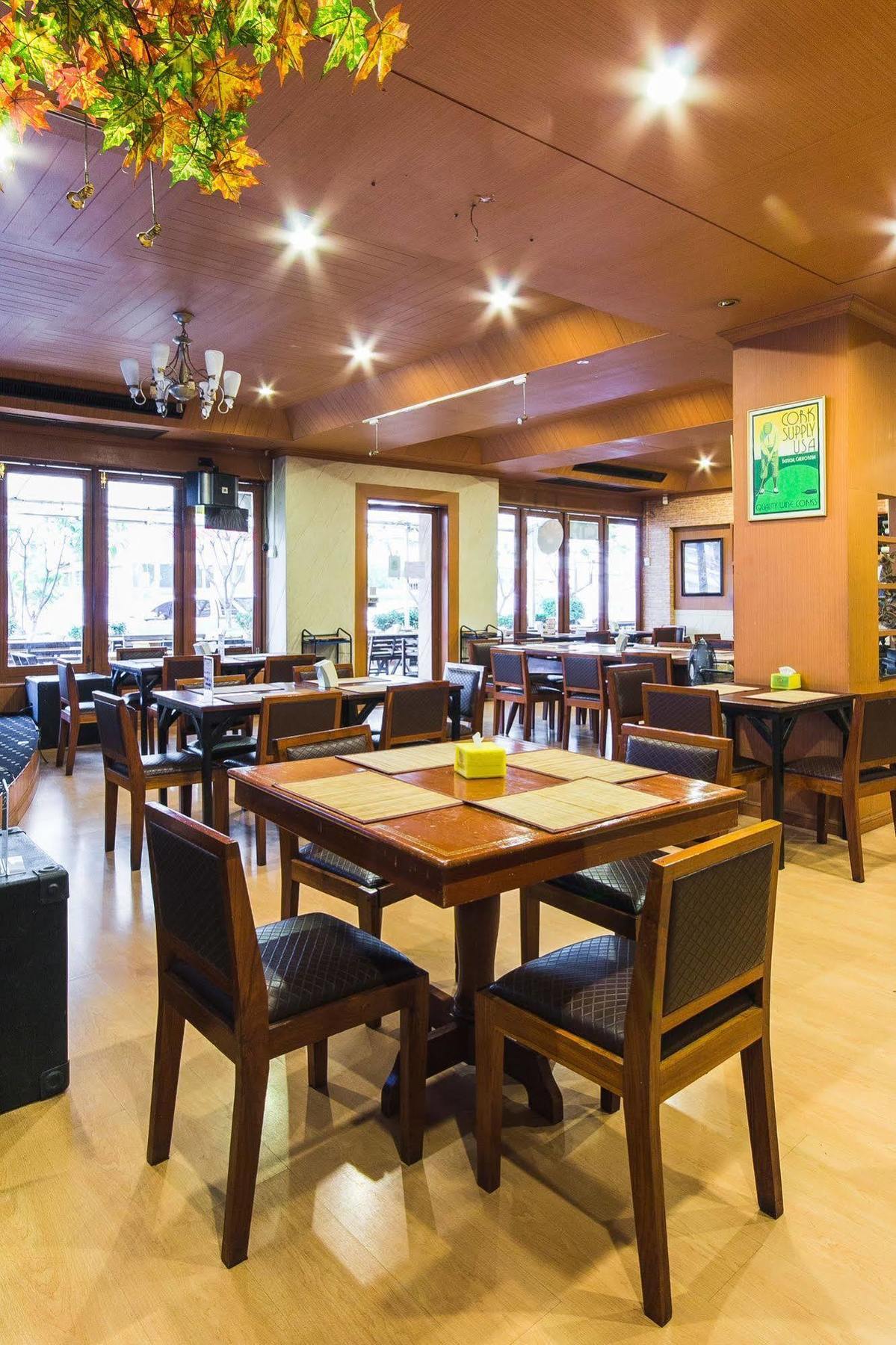 Roma Hotel Κον Καέν Εξωτερικό φωτογραφία