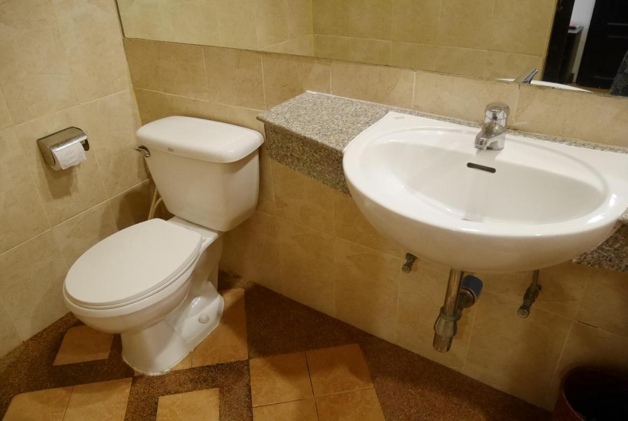 Roma Hotel Κον Καέν Εξωτερικό φωτογραφία