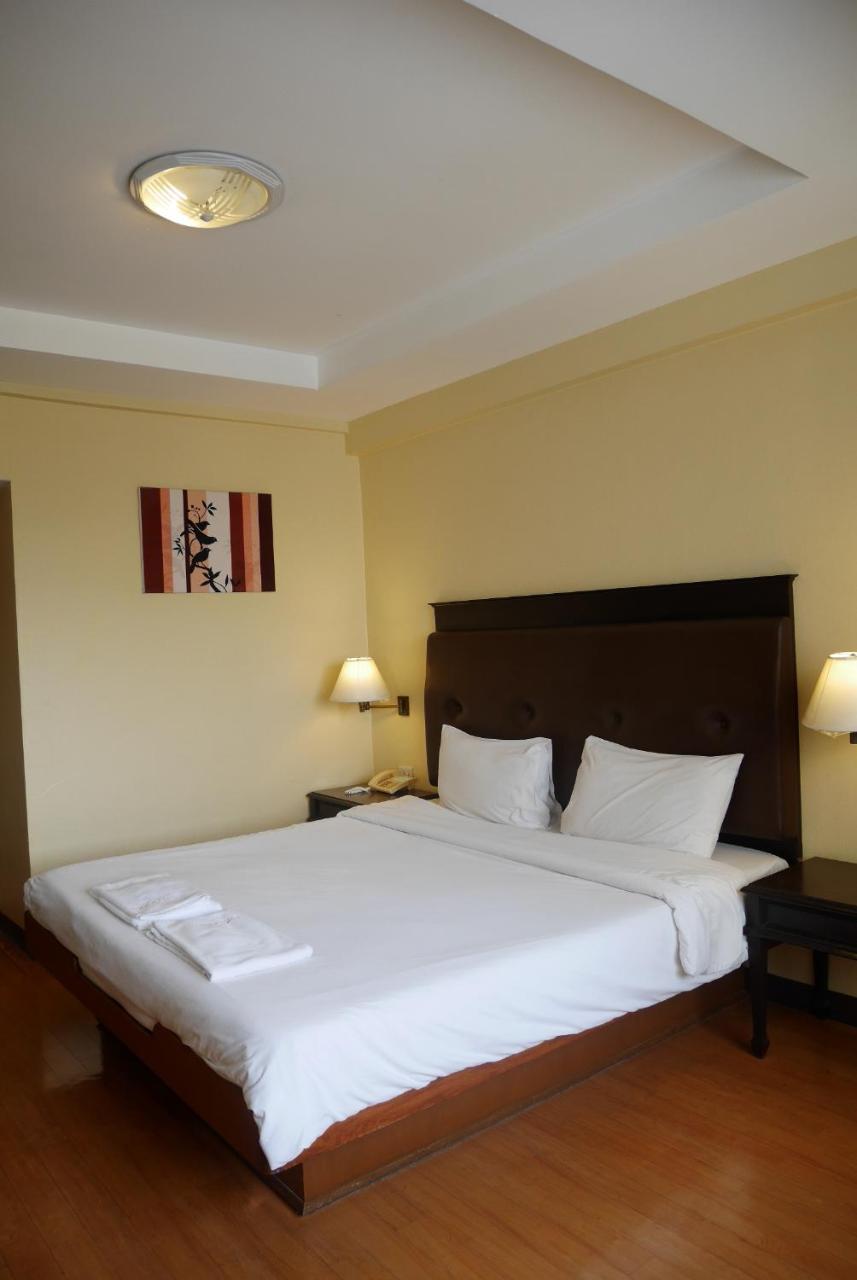 Roma Hotel Κον Καέν Εξωτερικό φωτογραφία